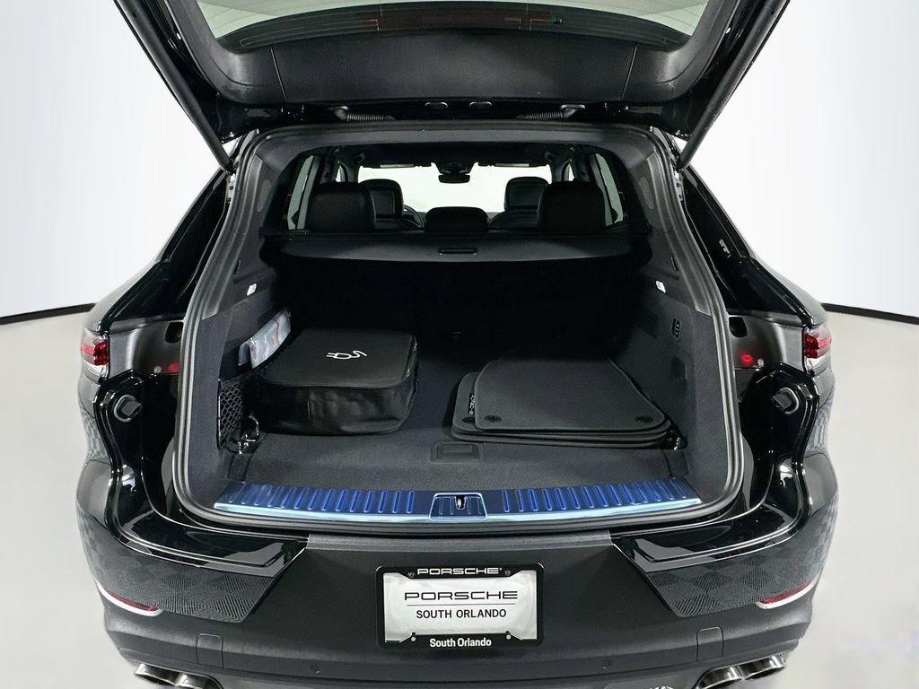 New 2026 Porsche Cayenne S AWD/4WD image 28