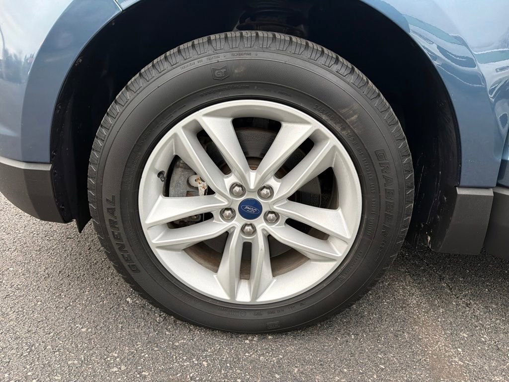 Used 2018 Ford Edge SEL w/ Equipment Group 201A image 25