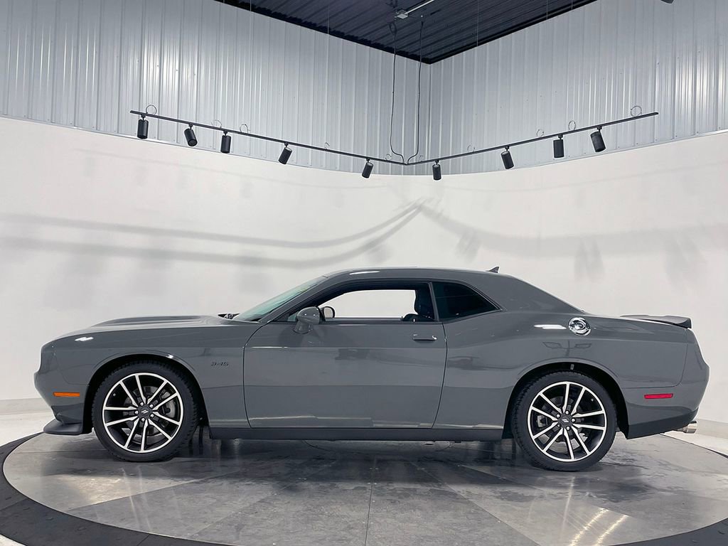 Used 2023 Dodge Challenger R/T image 12