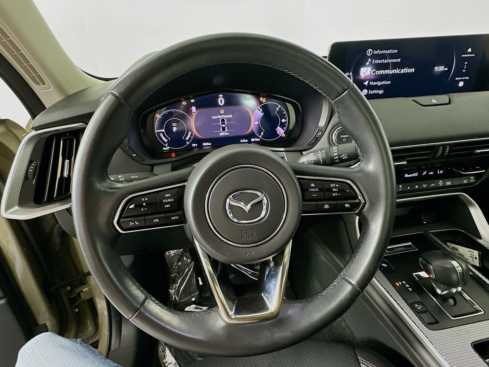 Certified 2025 MAZDA CX-70 Plug-In Hybrid w/ Premium Pkg AWD/4WD image 11