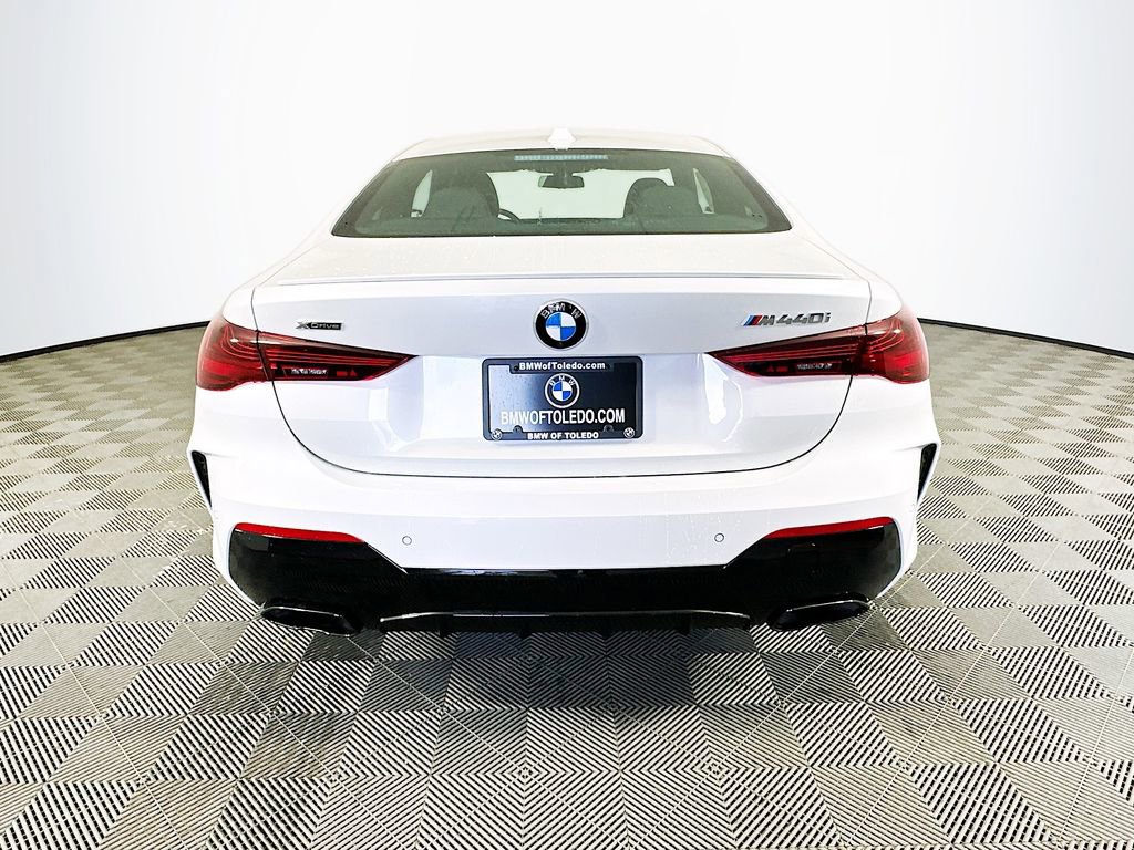 New 2026 BMW 440i xDrive Coupe w/ Parking Assistance Package image 8