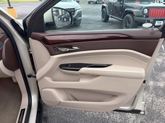 Used 2014 Cadillac SRX Luxury FWD image 36