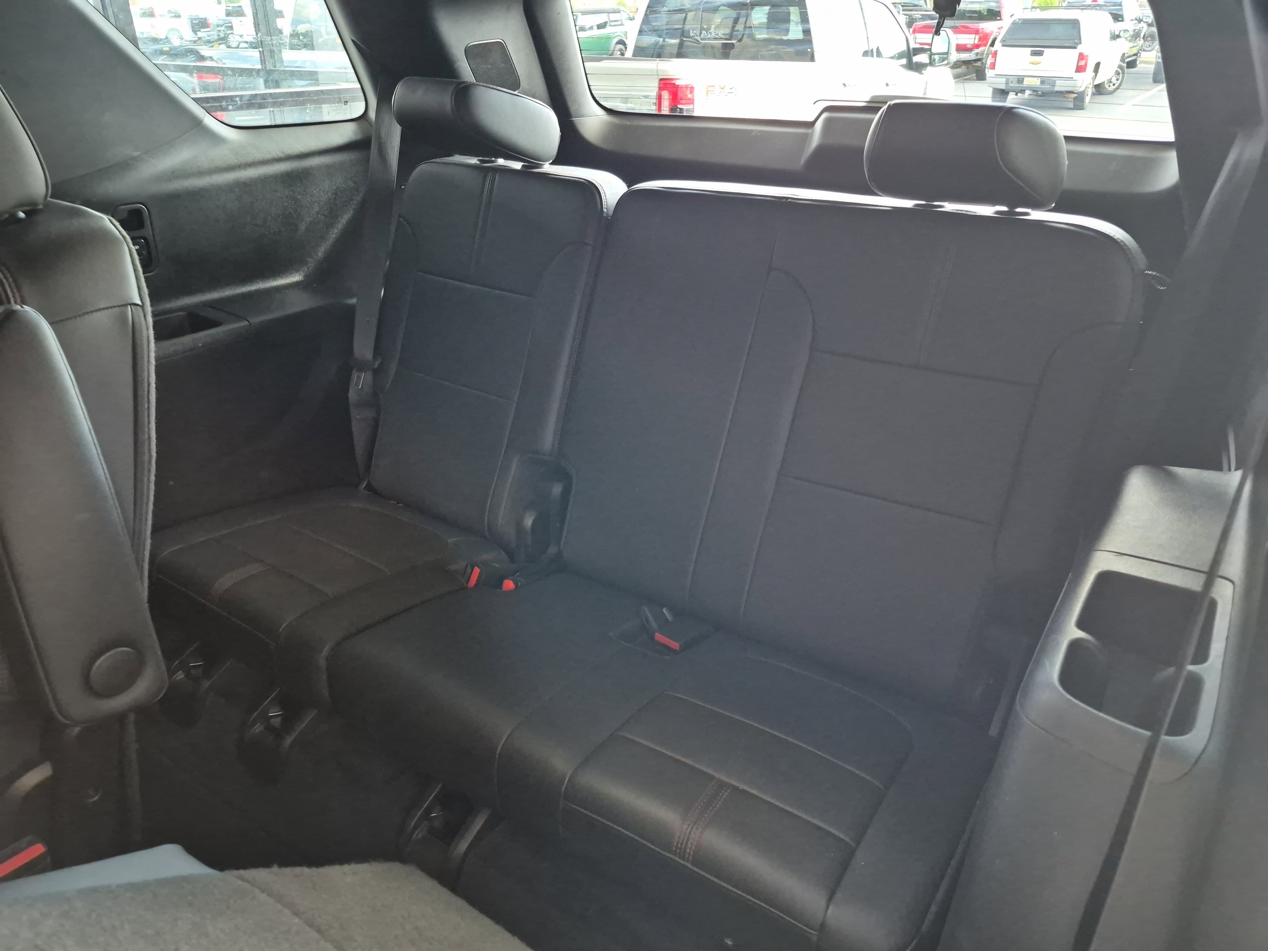 Used 2023 Chevrolet Traverse RS image 17