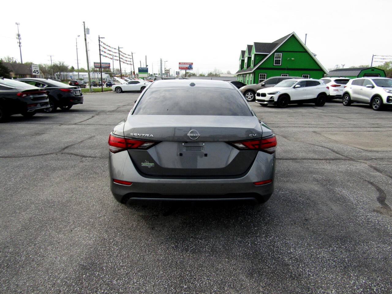 Used 2024 Nissan Sentra SV image 6