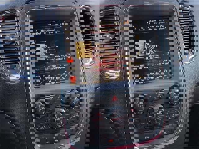 Used 2017 Dodge Durango R/T image 29