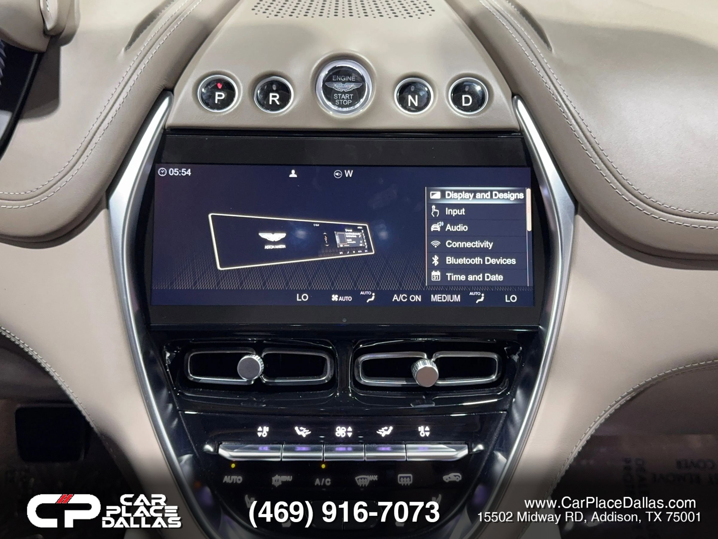 Used 2021 Aston Martin DBX image 40