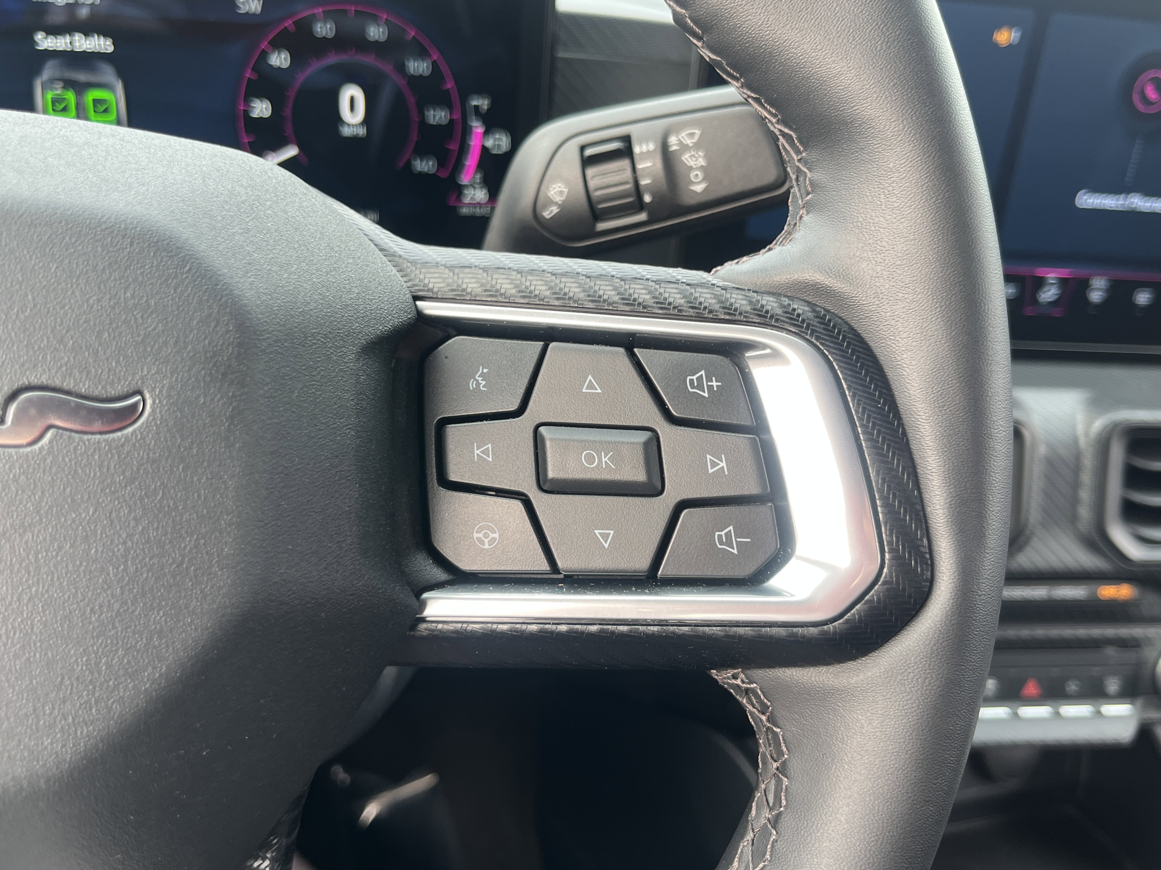 Used 2024 Ford Mustang Coupe RWD image 19