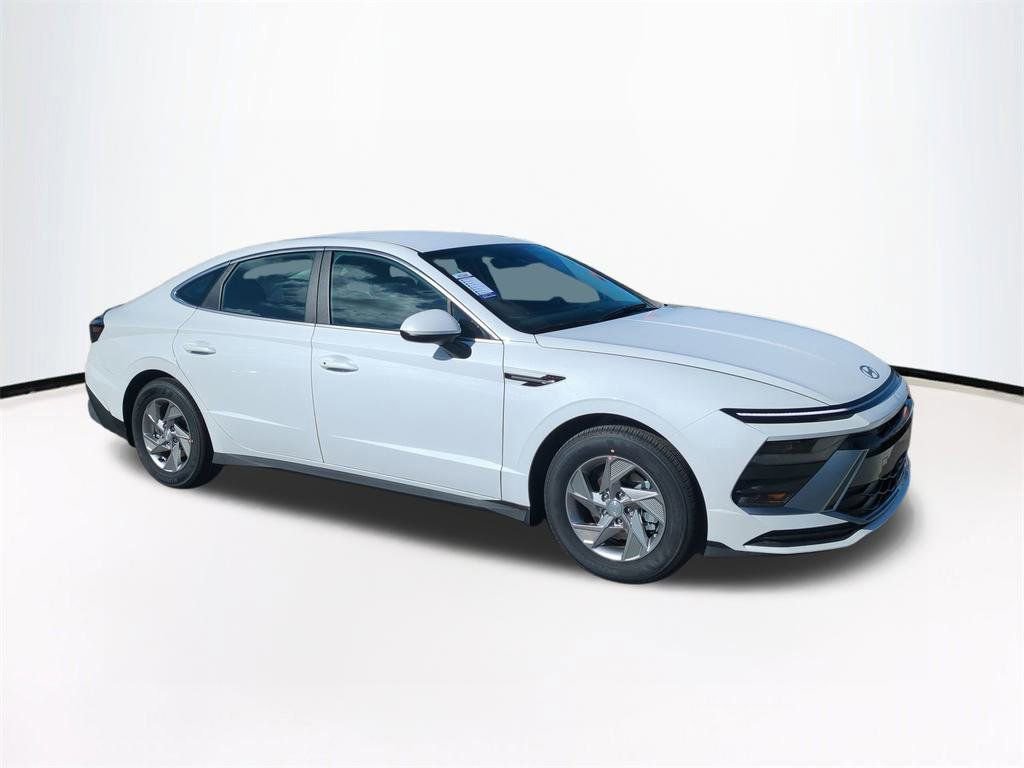 New 2026 Hyundai Sonata SE image 2