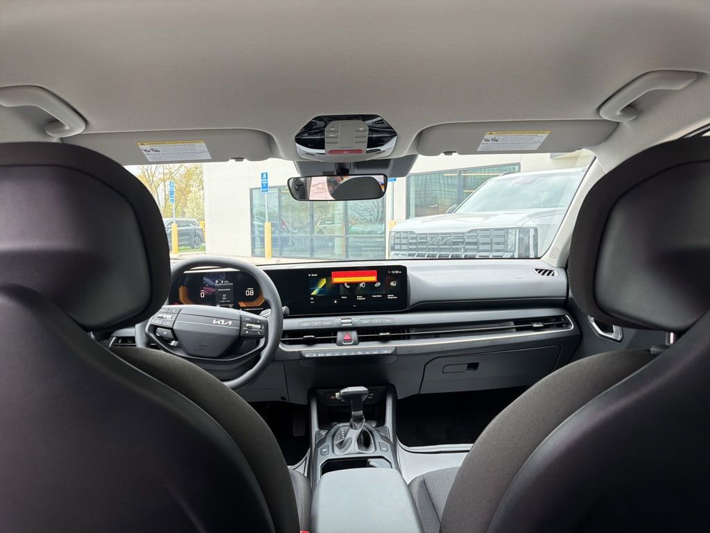 New 2026 Kia K4 LXS image 21