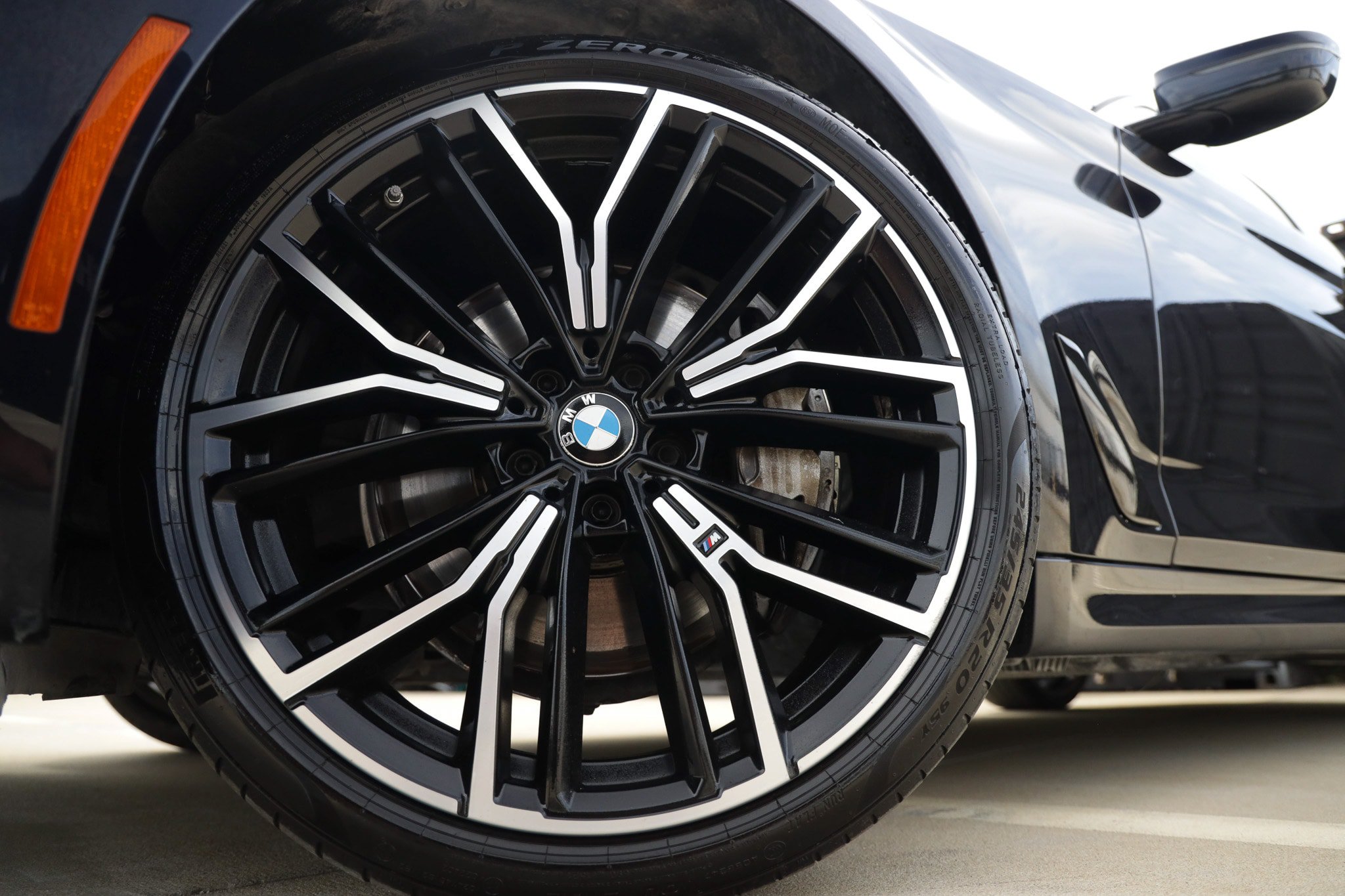 Used 2022 BMW 540i w/ M Sport Package RWD image 41