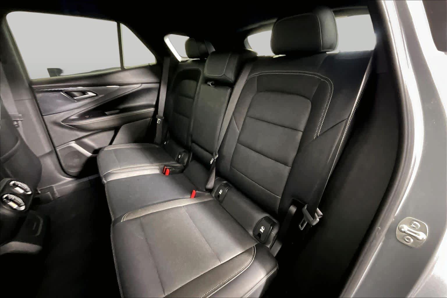 Used 2024 Chevrolet Blazer EV LT AWD/4WD image 19