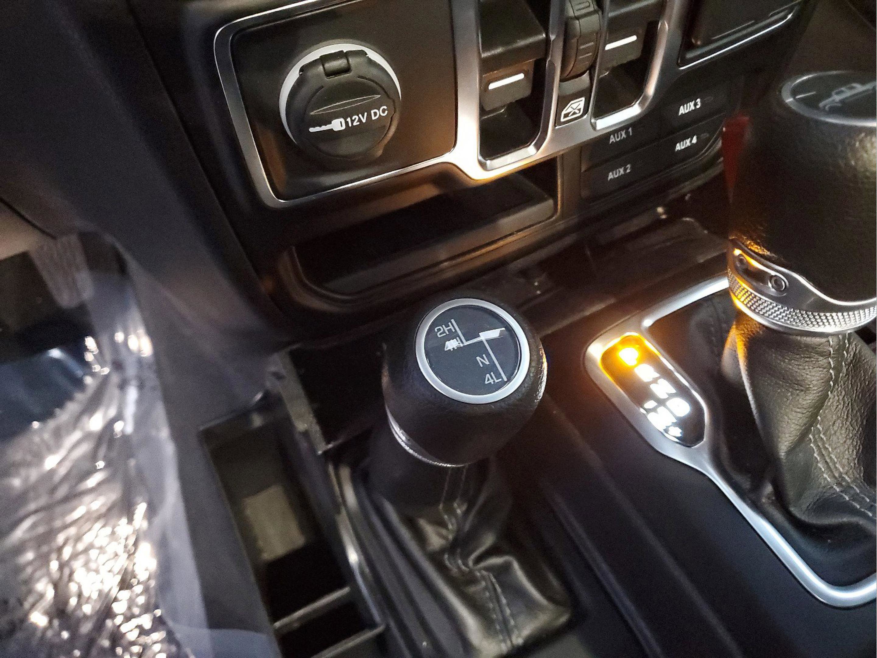 Used 2024 Jeep Gladiator Sport image 23