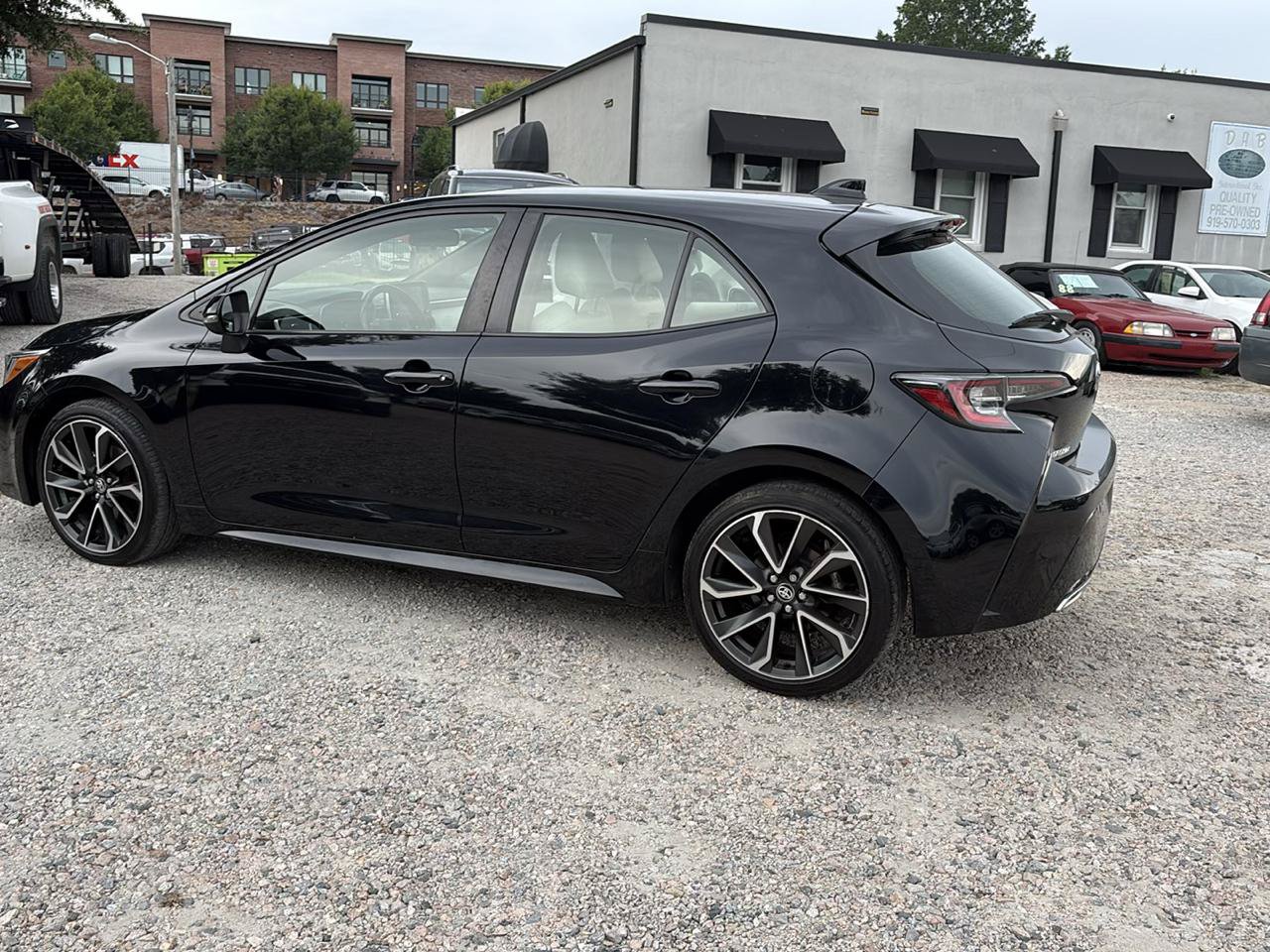 Used 2022 Toyota Corolla XSE FWD image 12