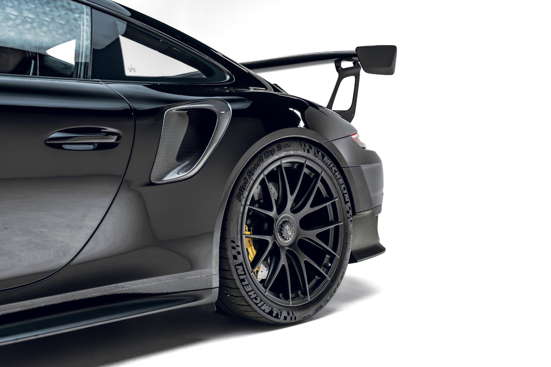 Used 2018 Porsche 911 GT2 RS RWD image 15
