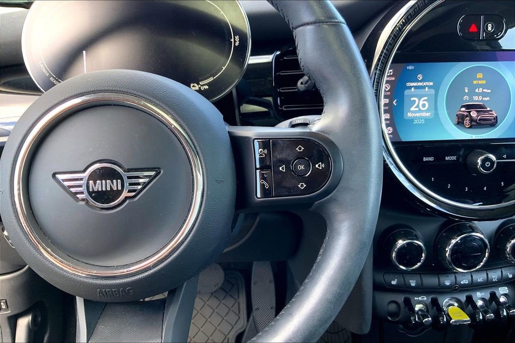 Certified 2024 MINI Cooper SE image 20