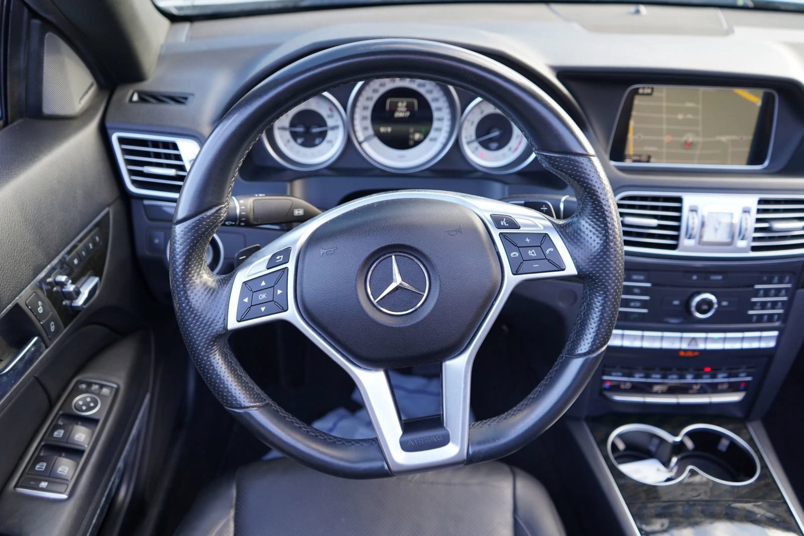 Used 2016 Mercedes-Benz E 550 Cabriolet image 17
