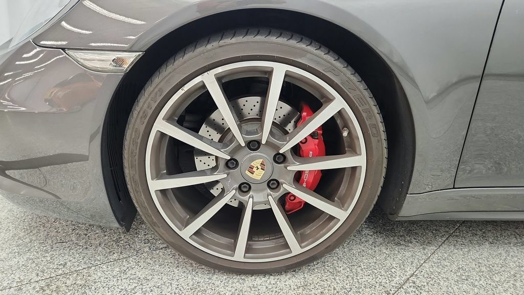Used 2013 Porsche 911 Carrera 4S AWD/4WD image 14