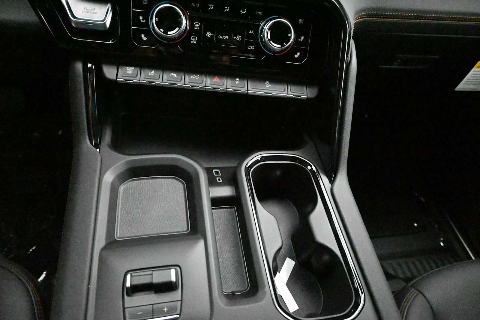 New 2026 GMC Sierra 2500 AT4 w/ AT4 Premium Plus Package AWD/4WD image 19