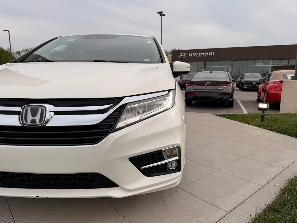 Used 2019 Honda Odyssey Elite image 9