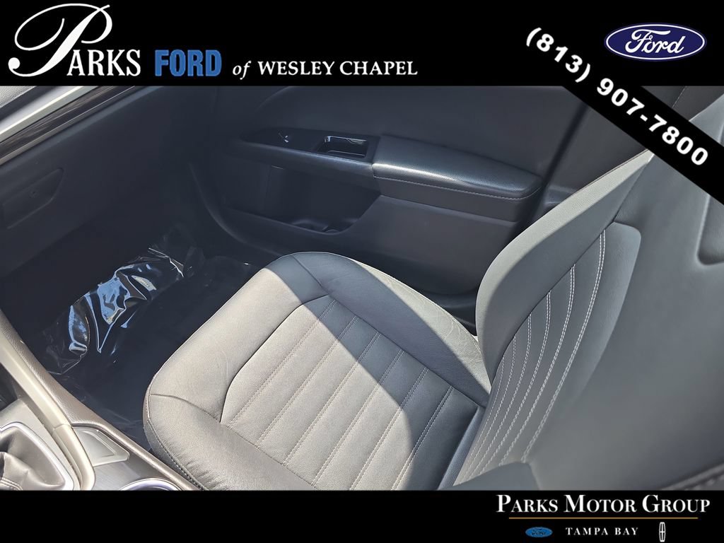 Used 2016 Ford Fusion SE w/ Equipment Group 202A AWD/4WD image 13