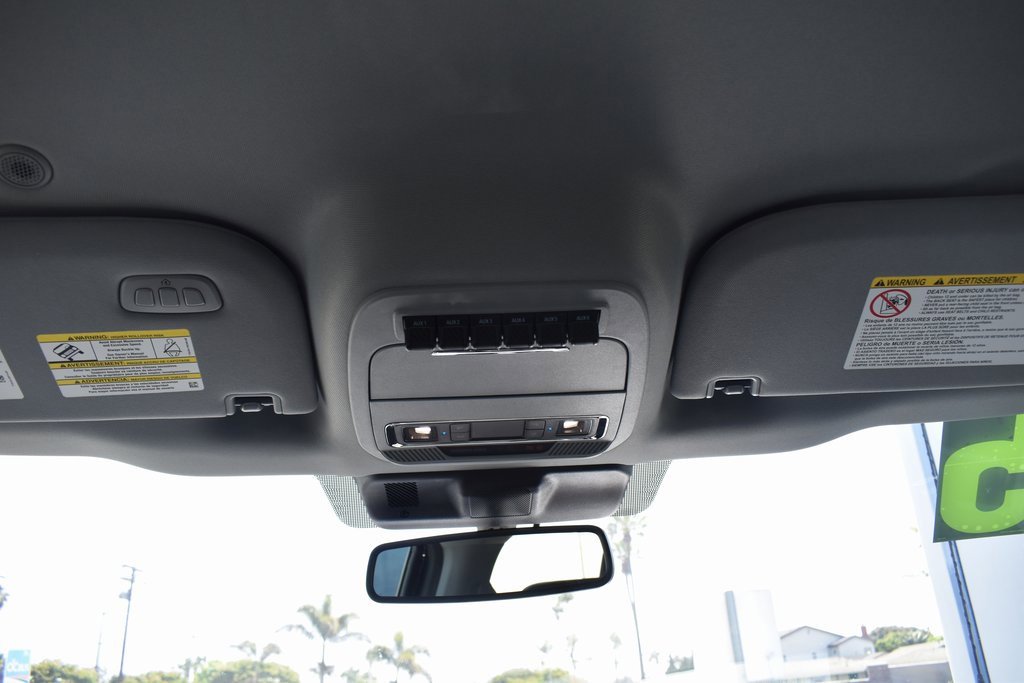 Used 2025 Ford F350 Lariat image 21