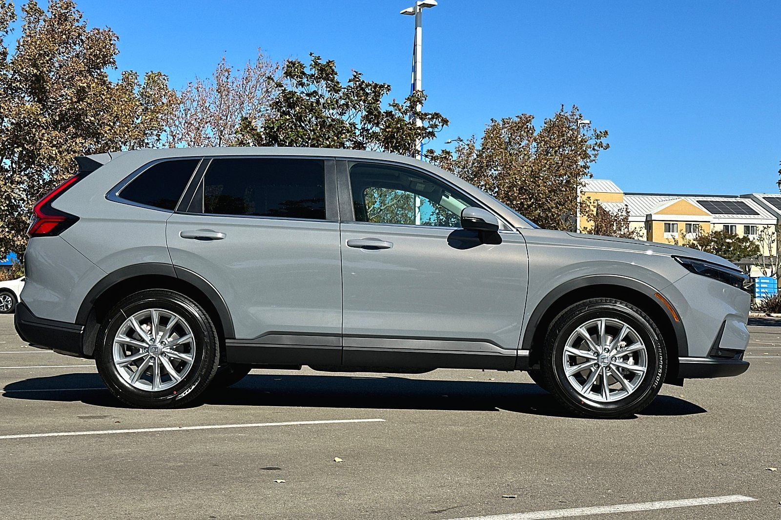New 2024 Honda CR-V EX-L image 3