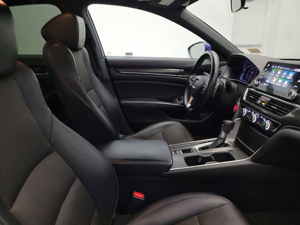 Used 2018 Honda Accord Sport image 21