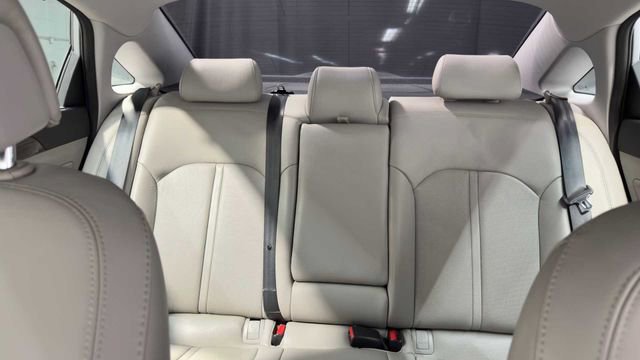 Used 2015 Hyundai Sonata Limited w/ Option Group 05 image 31