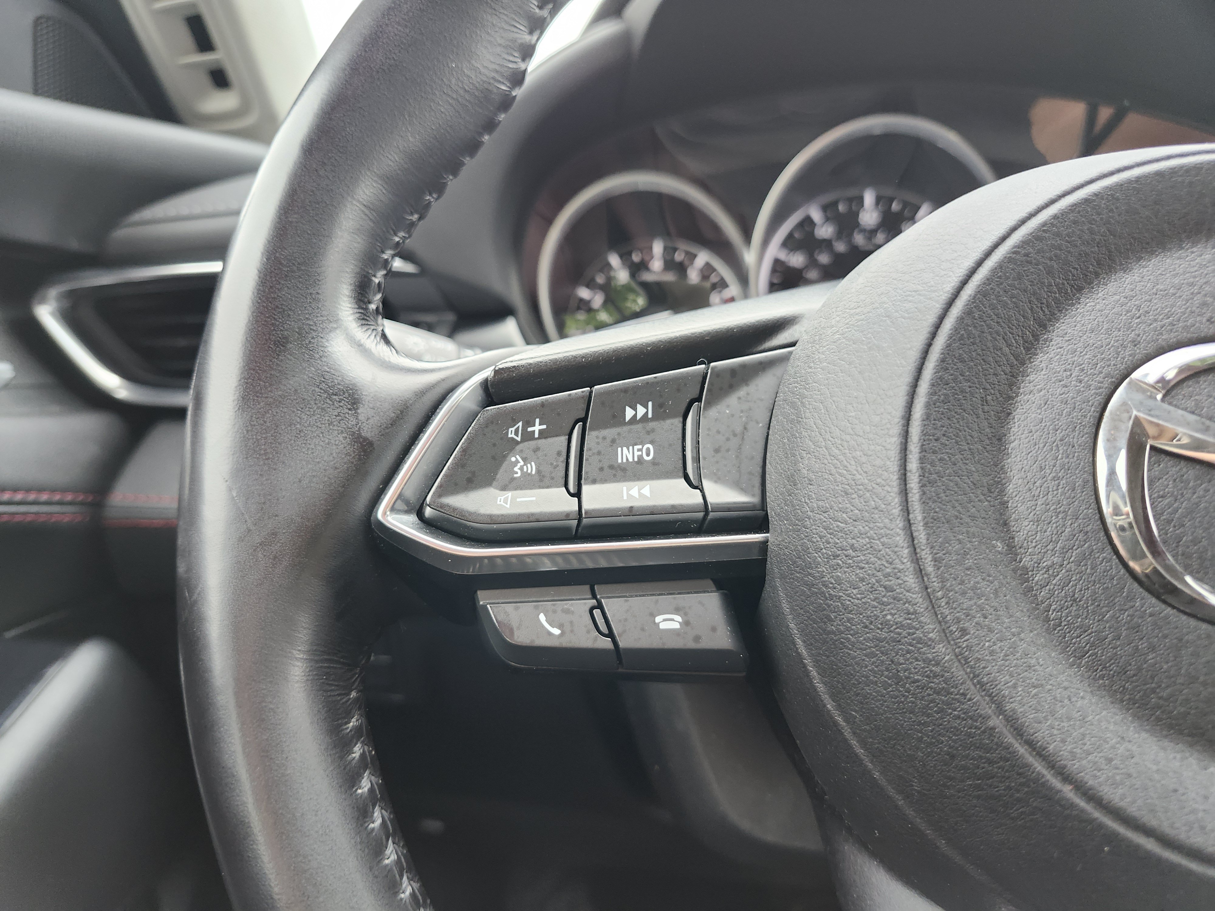 Used 2021 MAZDA MAZDA6 Carbon Edition FWD image 36
