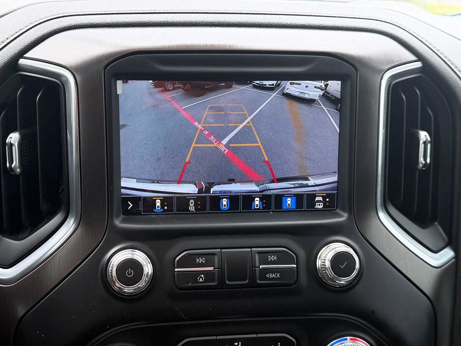Used 2021 GMC Sierra 1500 AT4 w/ AT4 Premium Package image 2