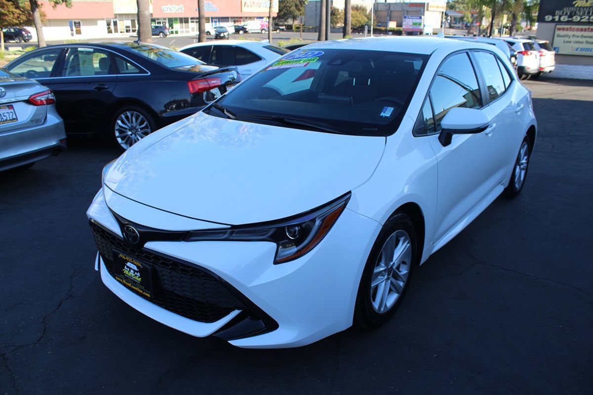 Used 2022 Toyota Corolla SE w/ Carpet Mat Package (TMS) FWD image 4