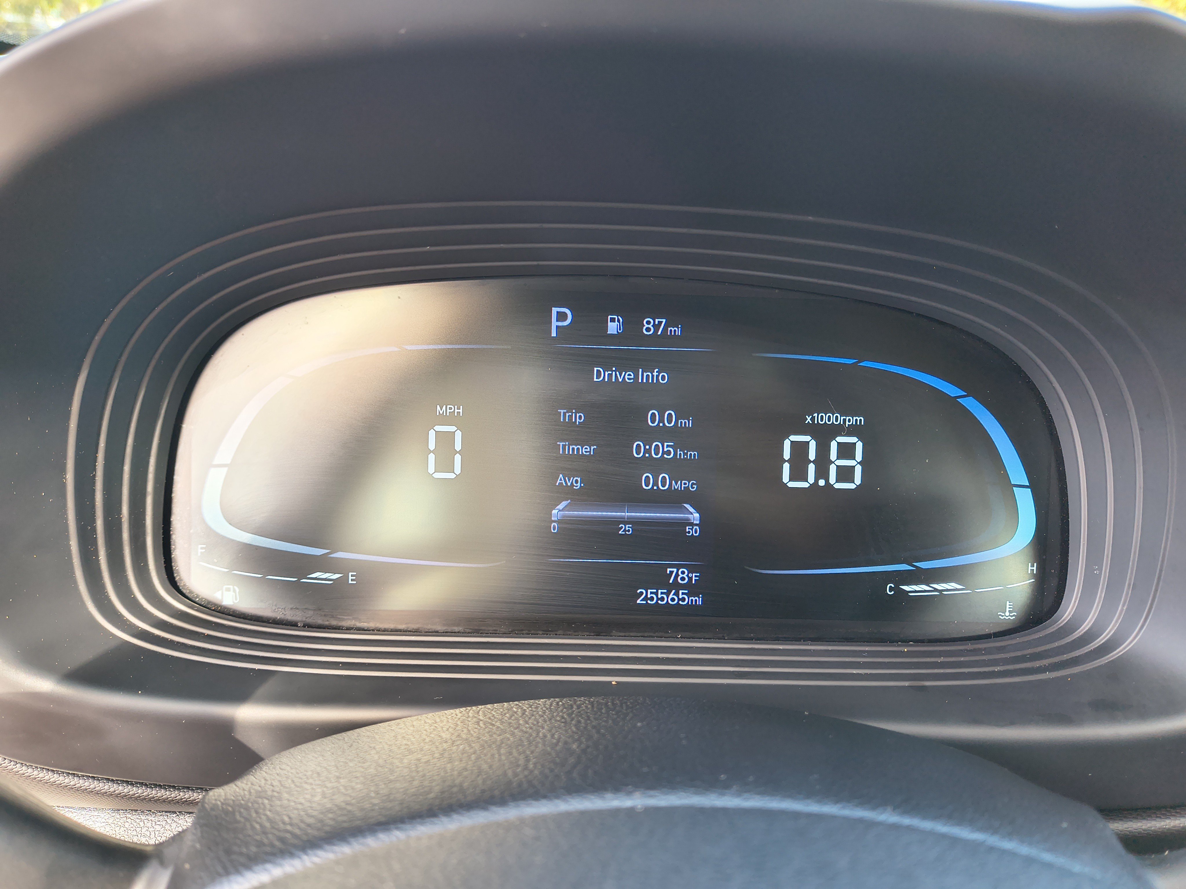 Used 2024 Hyundai Venue SEL FWD image 32