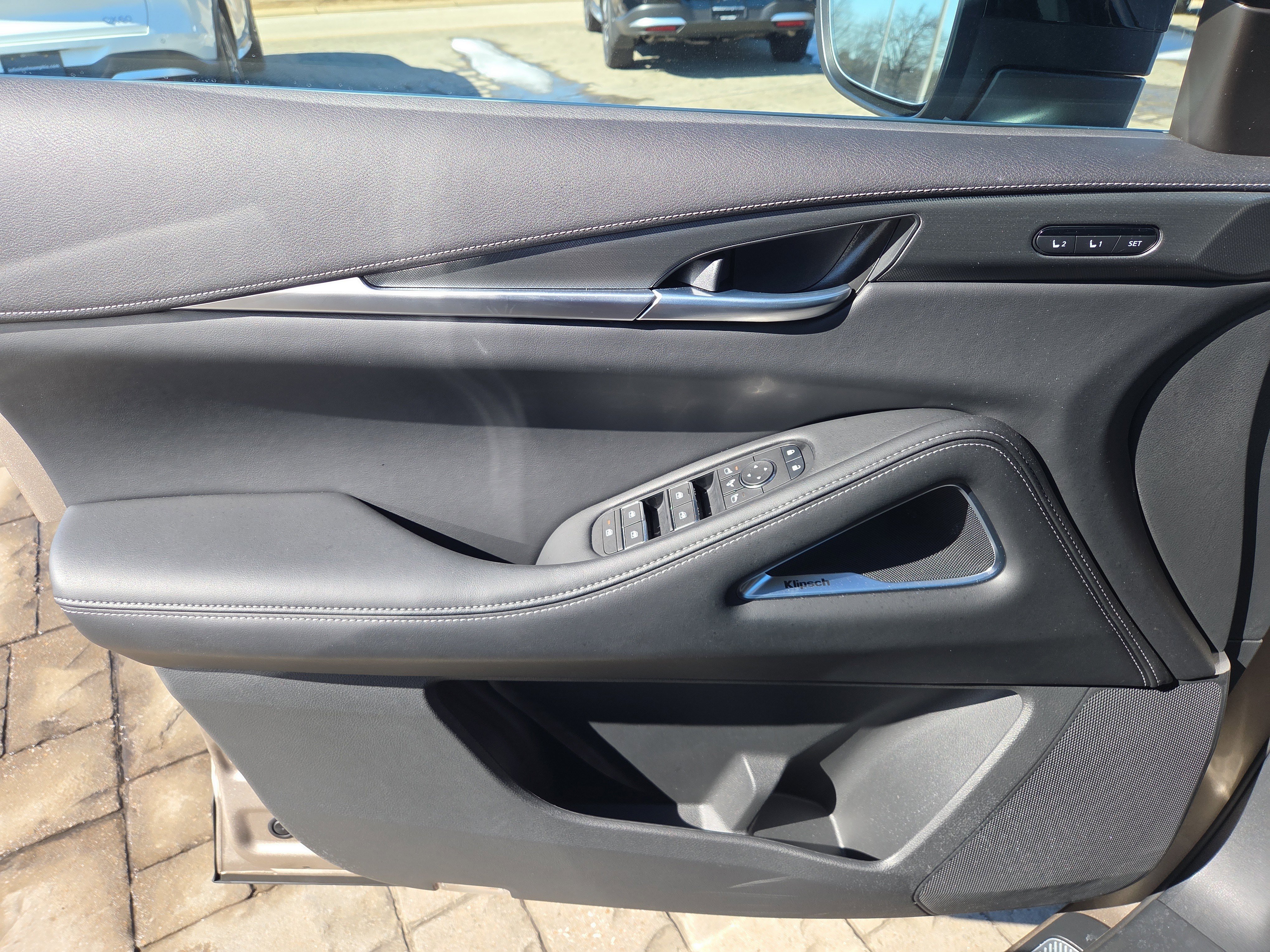 Used 2026 INFINITI QX60 Luxe w/ Cargo Package image 9