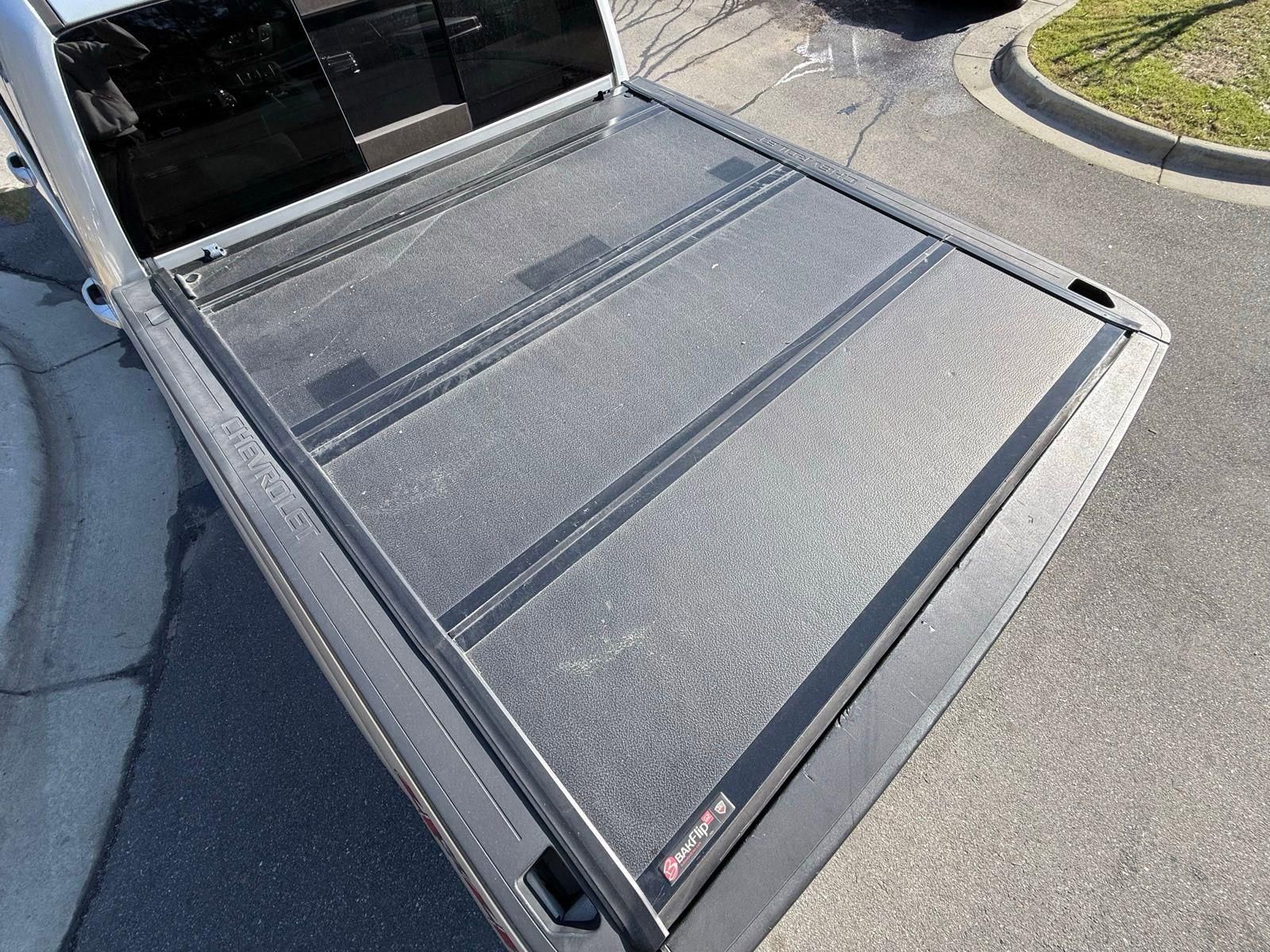 Used 2018 Chevrolet Silverado 1500 LT w/ All Star Edition AWD/4WD image 12