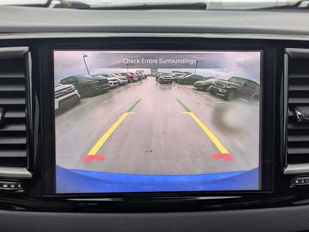 Certified 2026 Chrysler Pacifica Select FWD image 22