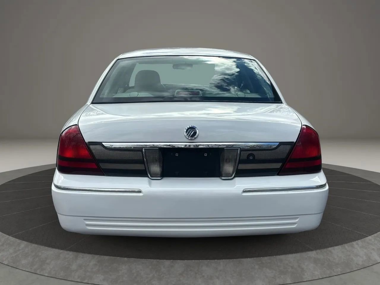 Used 2009 Mercury Grand Marquis LS image 6