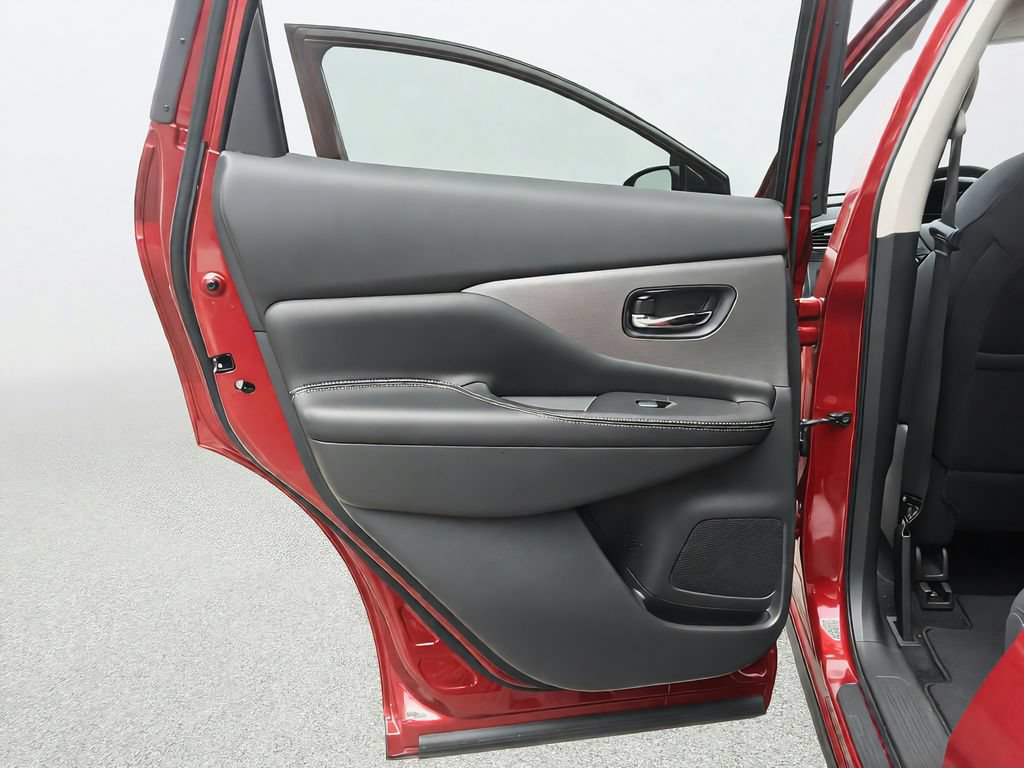 Used 2021 Nissan Murano SV FWD image 31