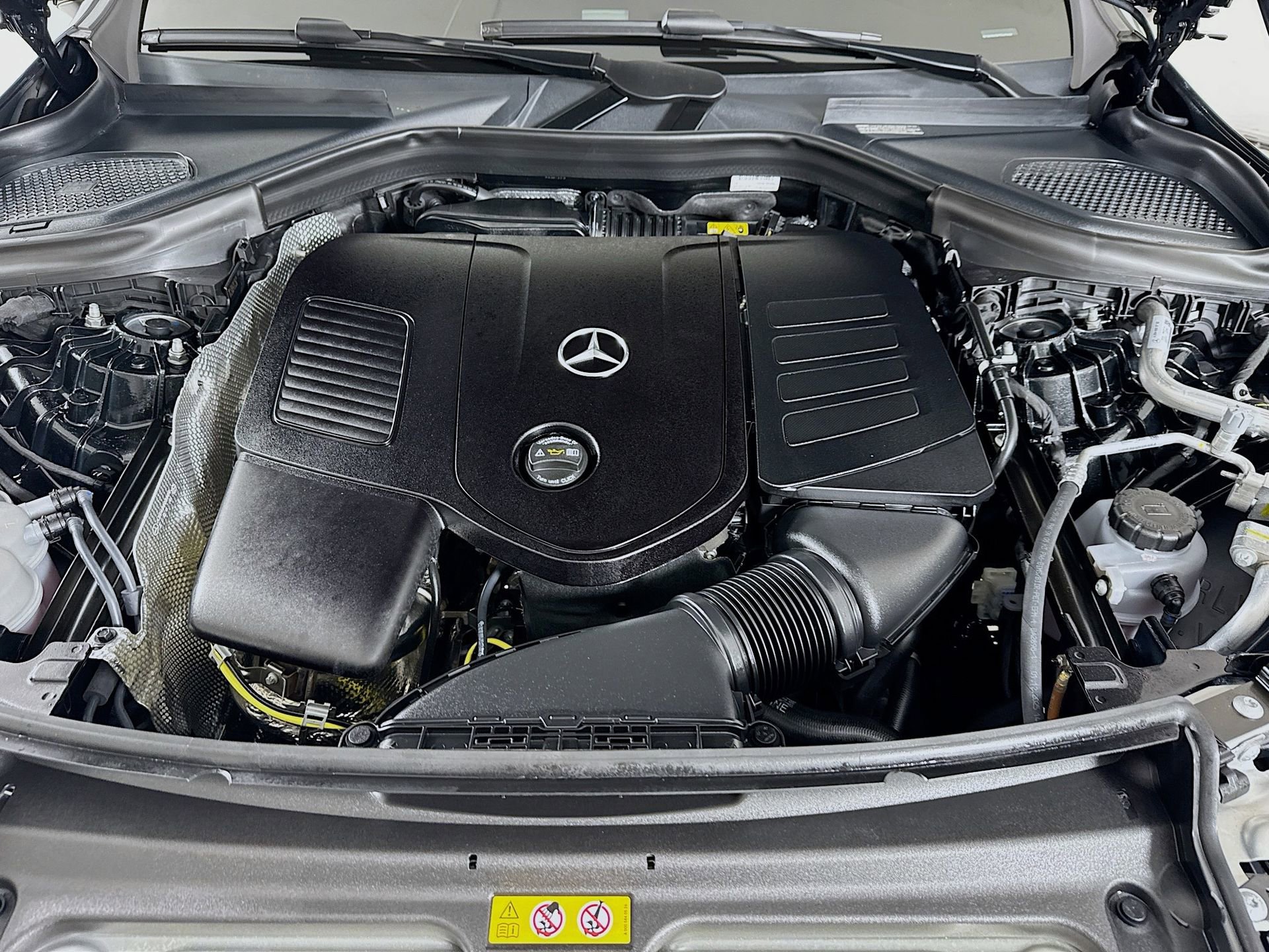 New 2026 Mercedes-Benz GLC 300 image 31