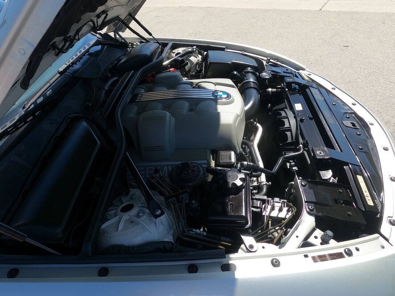 Used 2004 BMW 645Ci Convertible RWD image 19
