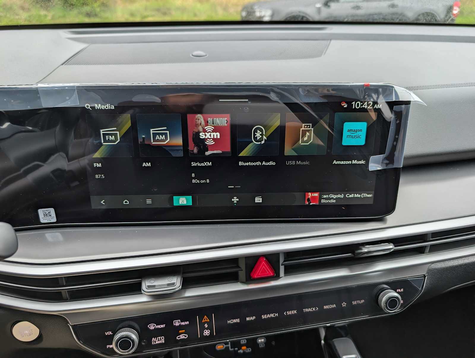 New 2026 Kia Sorento S AWD/4WD image 24