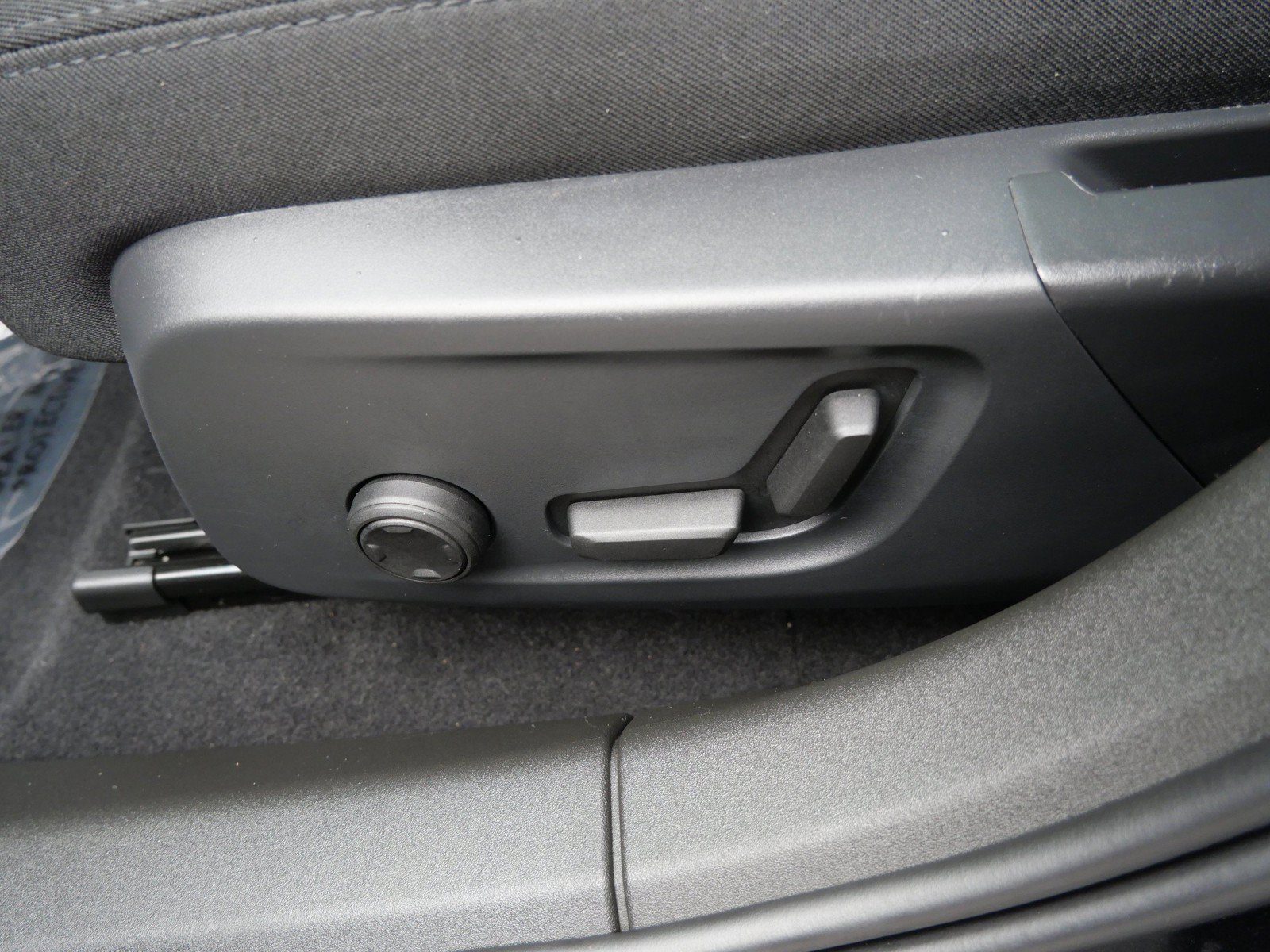 Used 2023 Polestar Polestar 2 w/ Pilot Pack AWD/4WD image 16
