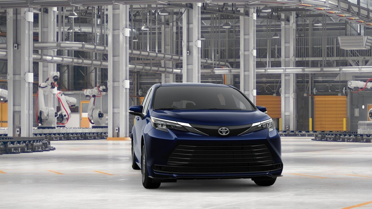 New 2026 Toyota Sienna LE image 16