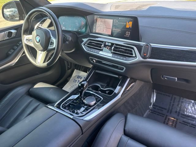 Certified 2022 BMW X7 xDrive40i w/ M Sport Package AWD/4WD image 26