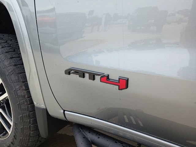 New 2026 GMC Sierra 1500 AT4 w/ AT4 Premium Package AWD/4WD image 11