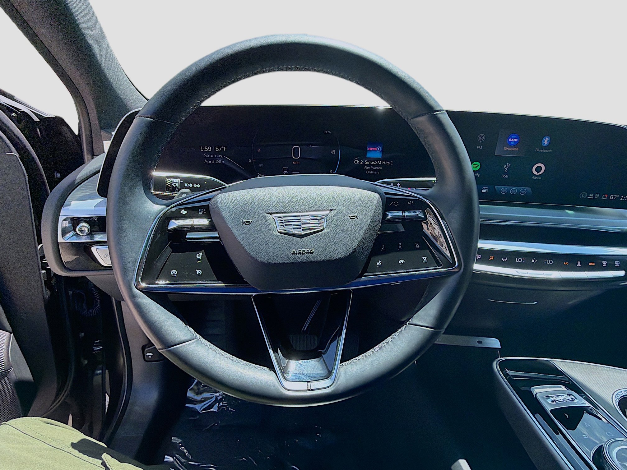 Used 2024 Cadillac Lyriq Luxury image 10