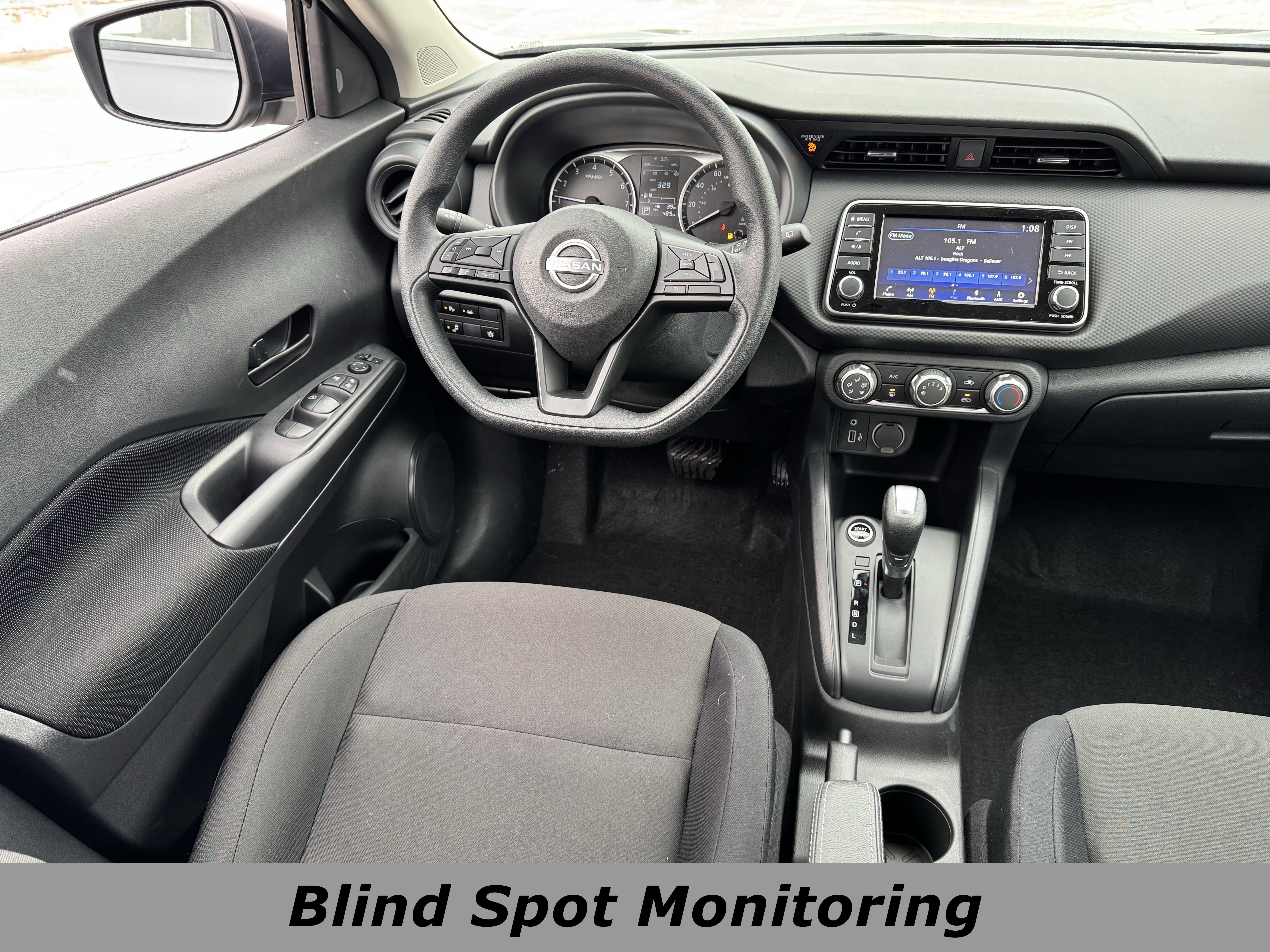 Used 2025 Nissan Kicks Play S image 4