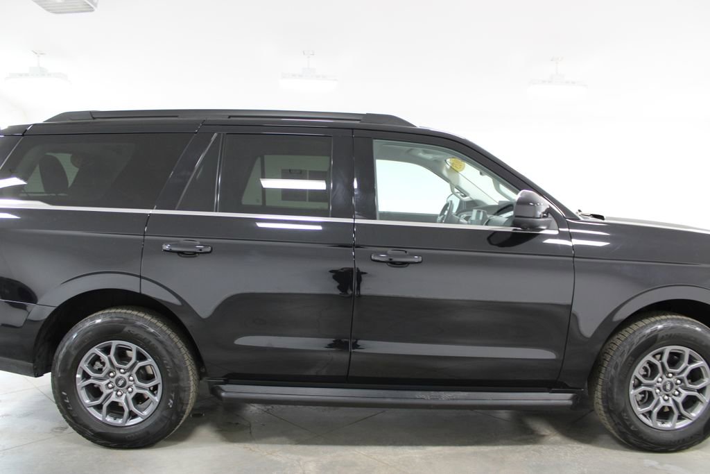Used 2025 Ford Expedition Active image 11