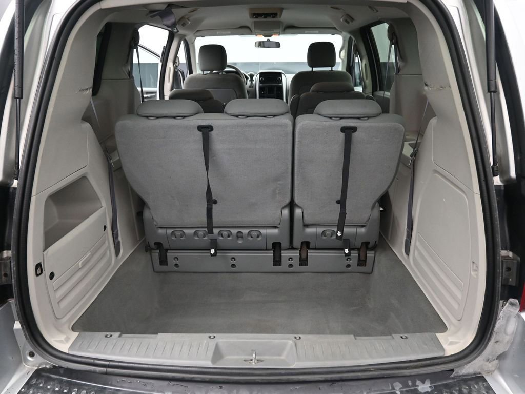 Used 2010 Dodge Grand Caravan SE w/ Climate Group FWD image 23