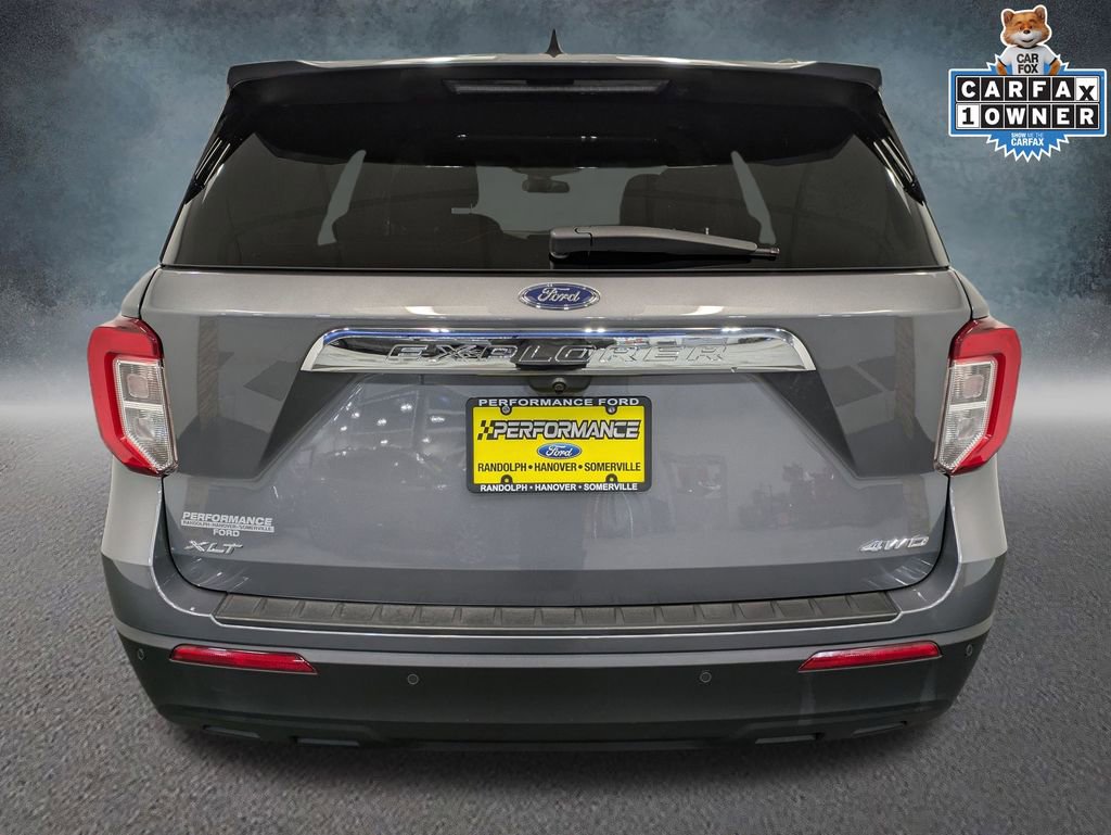 Used 2022 Ford Explorer XLT image 5