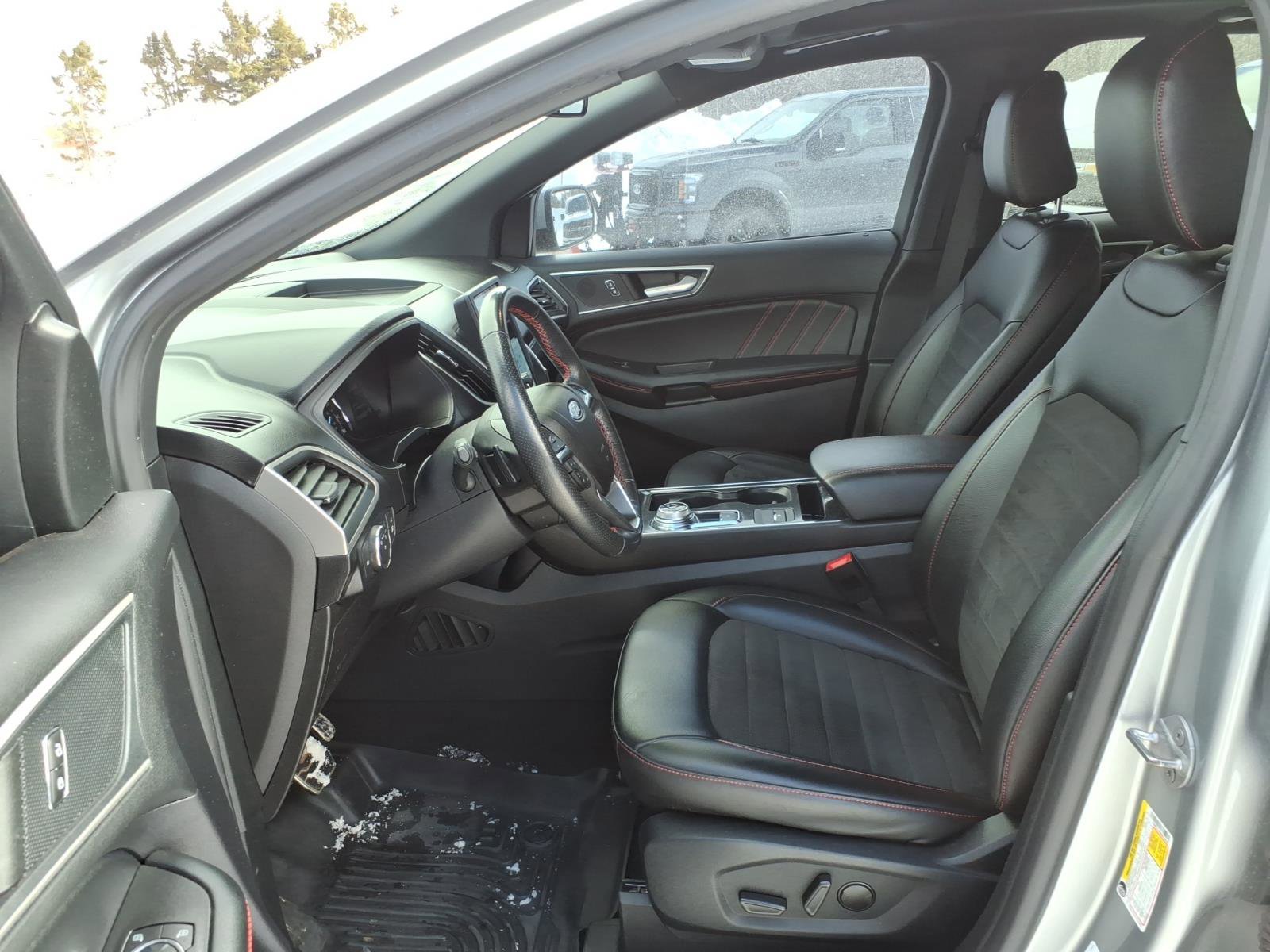 Used 2022 Ford Edge ST-Line image 10